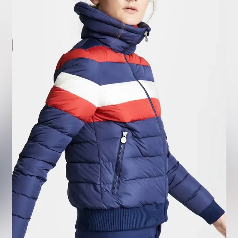 💔SOLD! Perfect Moment Queenie Ski jacket - Picture 3 of 11